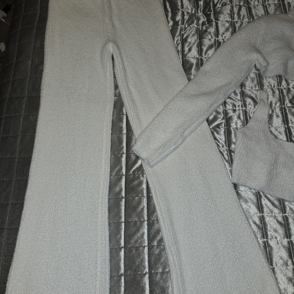 3 piece set - Picture 2 of 3